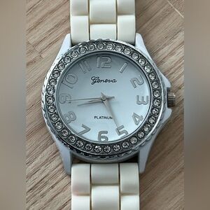 Fashion Watch Geneva Platinum Brand